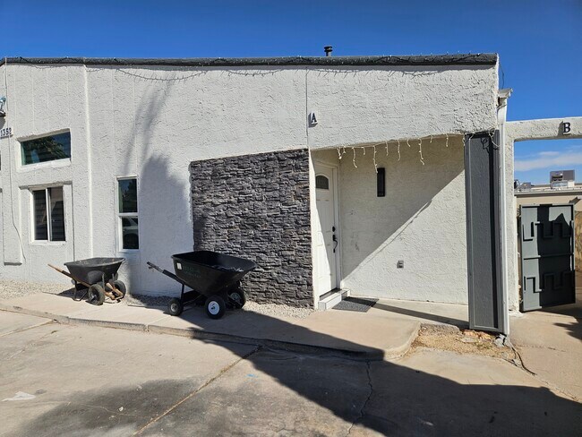 Building Photo - 1352 Trudy Elaine Dr