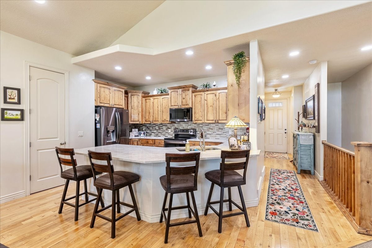 Building Photo - 1747 W Little Willow Cove