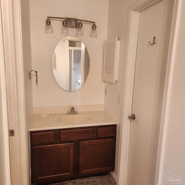 Building Photo - 5001 Grande Dr