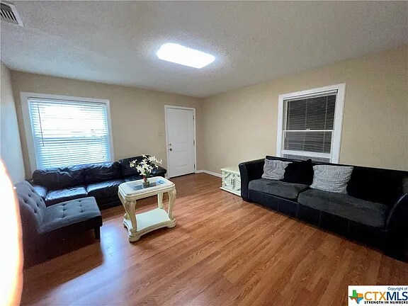 Building Photo - 2905 Taft St