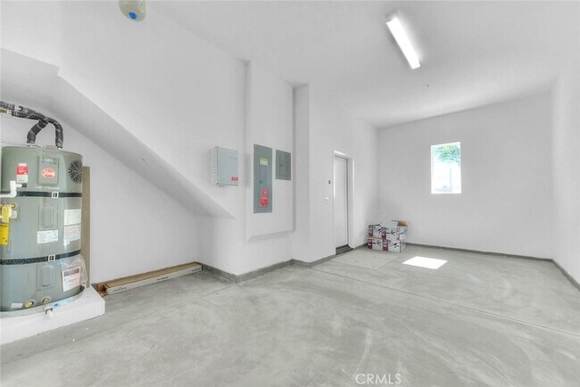 Building Photo - 149 N 1st Ave