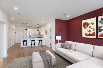 Building Photo - 580 Palisade Ave