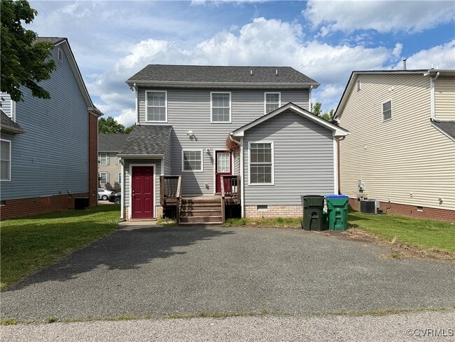Building Photo - 1709 Kemper St