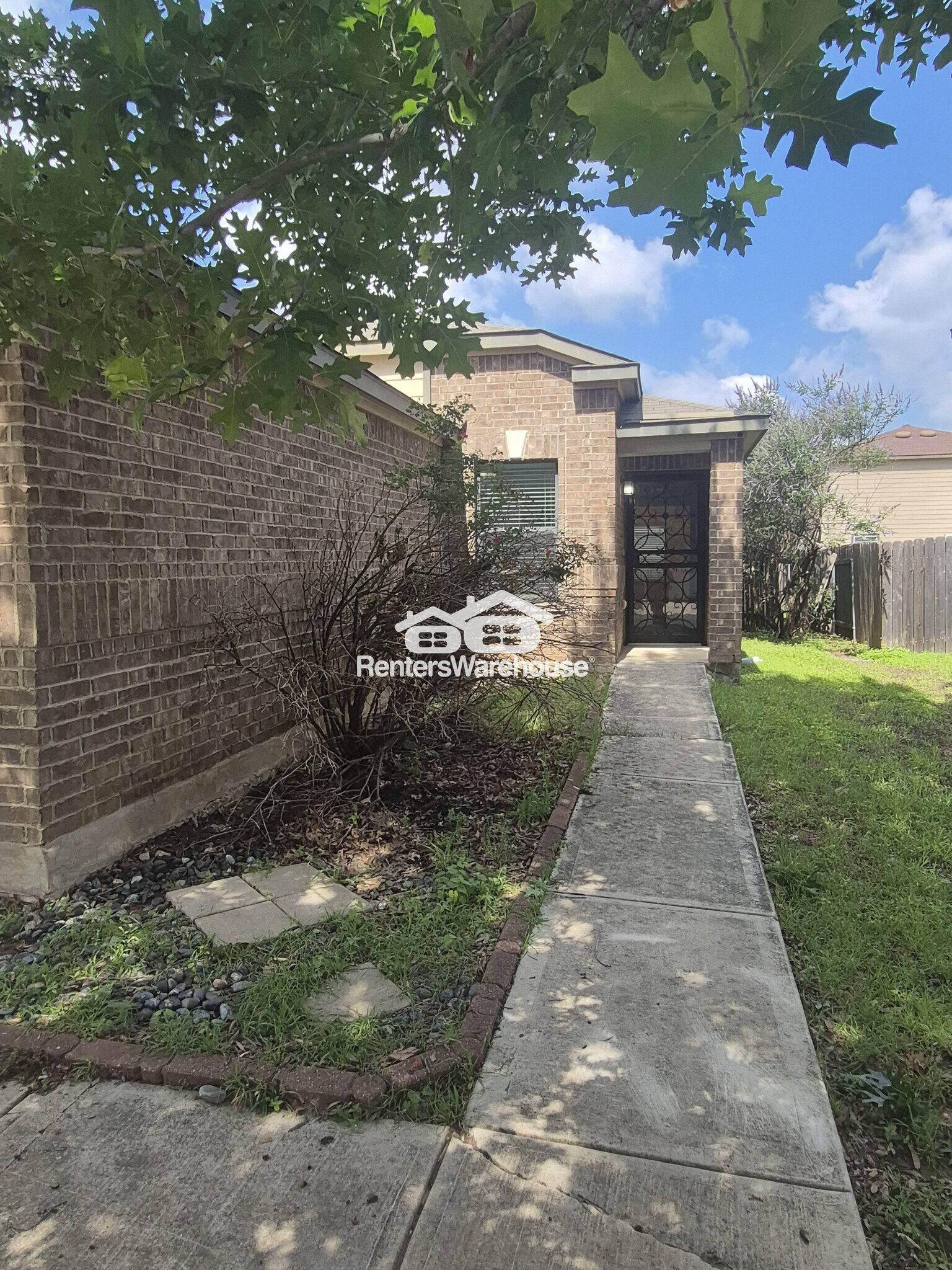 Building Photo - 9000 Stambourne St