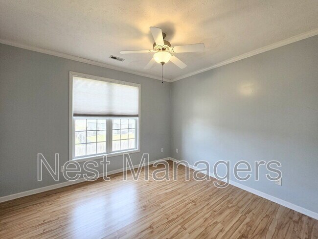 Building Photo - 1324 Kershaw Loop