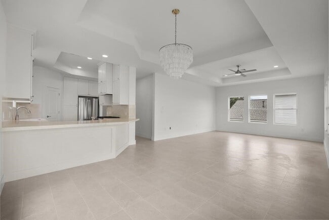 Building Photo - 510 2nd St