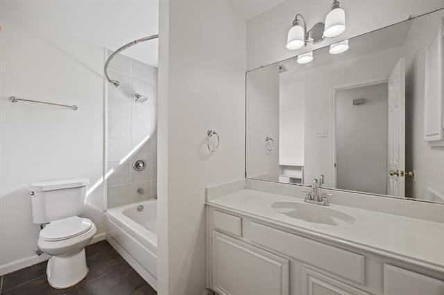 Building Photo - 7214 Aberdeen Dr