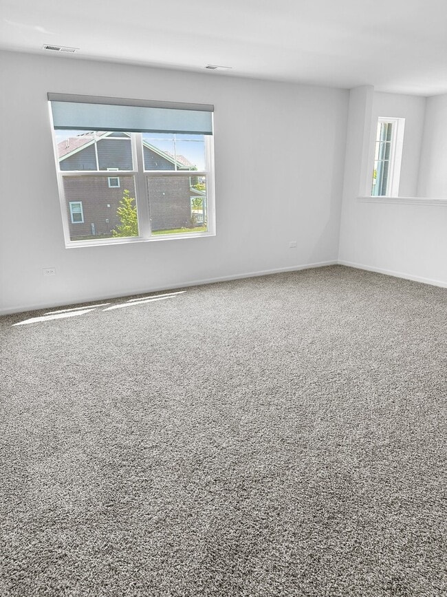 Building Photo - 765 Kentshire Cir