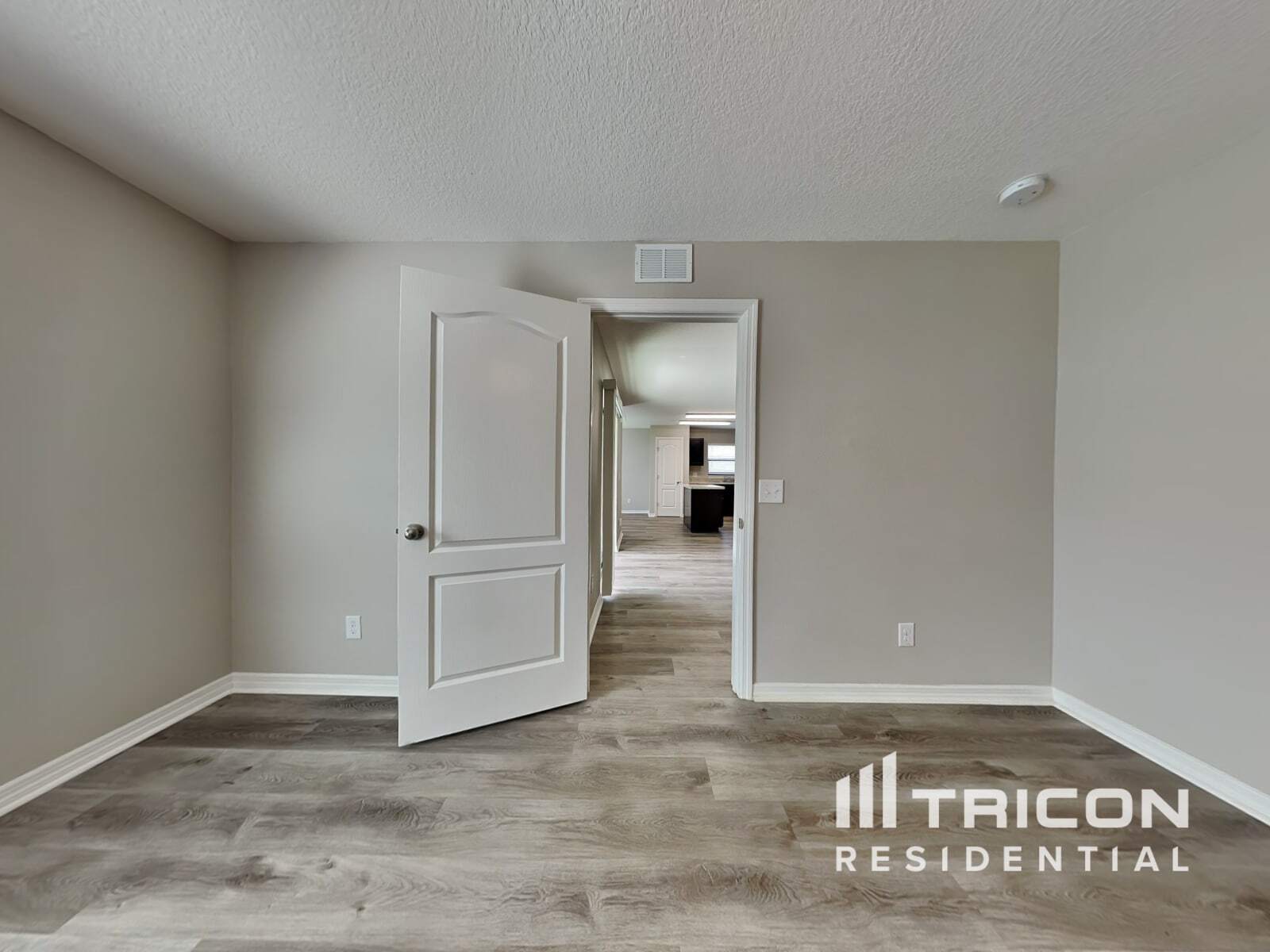 Building Photo - 1608 Fitzgerald Dr