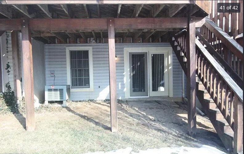 Building Photo - 7 Championship Ct