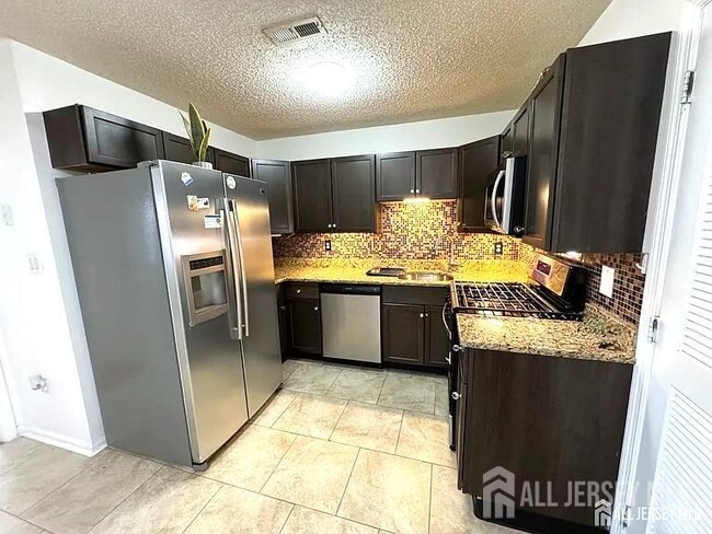 Primary Photo - 299 Prestwick Way