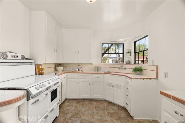 Building Photo - 25839 Mission Rd