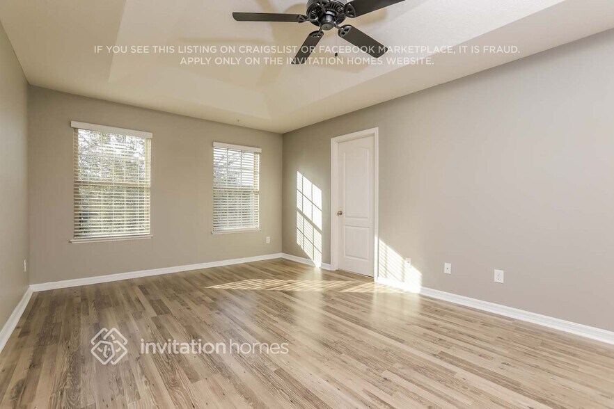 Building Photo - 4298 Regal Town Ln