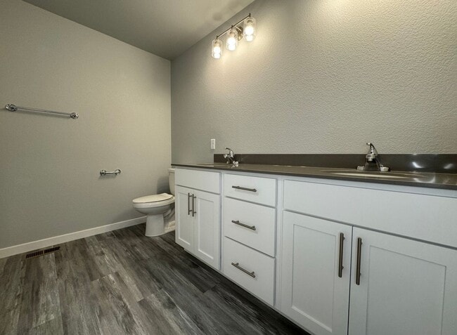 Building Photo - Welcome to Lincoln ND's newest development, Moon Ridge!