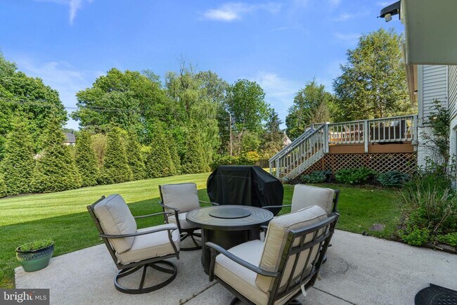 Building Photo - 10211 Brightstone Pl