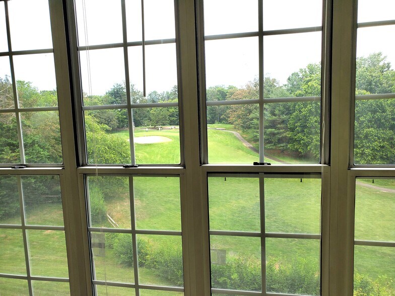 Building Photo - 12100 Greenway Ct