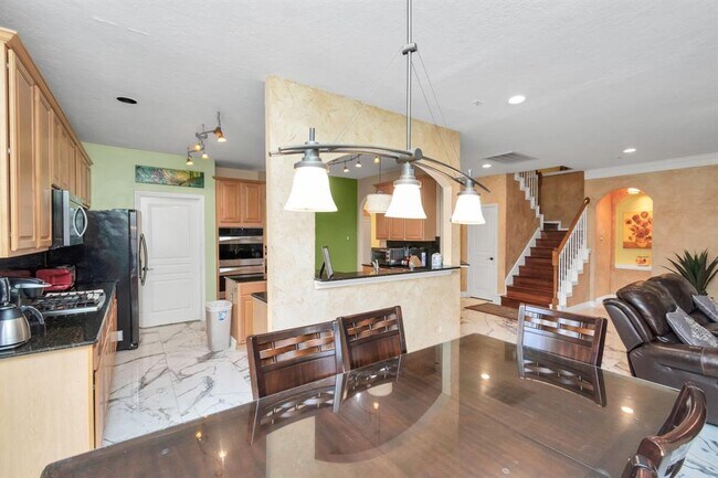 Building Photo - 12002 Newport Shore Dr