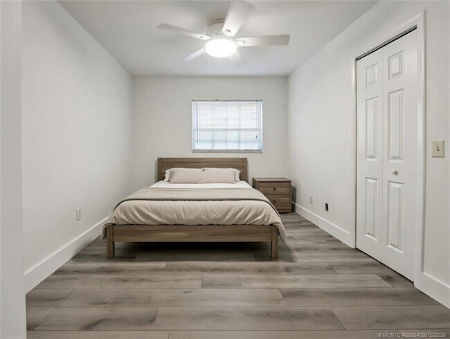 Building Photo - 808 SW 33rd St