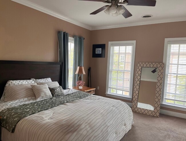 Building Photo - 312 Long Pointe Ln