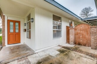 Building Photo - MID-CENTURY MODERN IN BEL MEADE