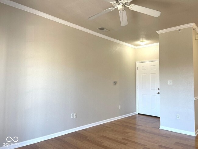 Building Photo - 12840 University Crescent