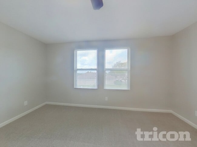 Building Photo - 1058 Lancelot Dr