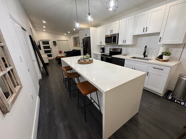 Building Photo - 9174 NW 114th Terrace