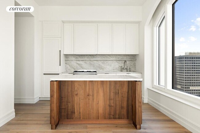 Building Photo - 520 Fifth Avenue 58B