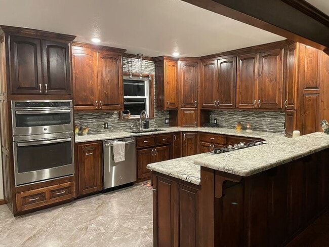 Building Photo - 3 bedroom 2 bath in Rogers, ALL UTILITIES ...