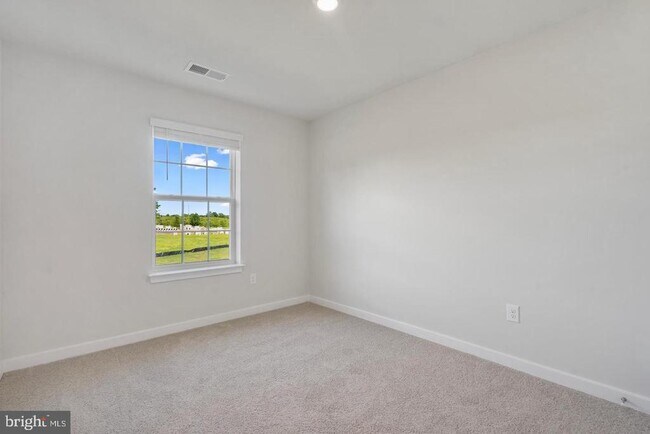 Building Photo - 16502 Green Glade Dr