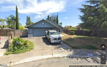 Building Photo - 860 Souverain Ct