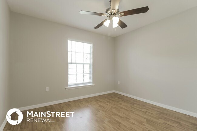 Building Photo - 3037 Branchville Dr