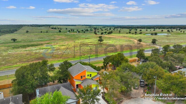 Building Photo - 124 S Mockingbird Cir