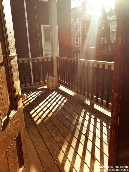 Primary Photo - 100 Calumet St