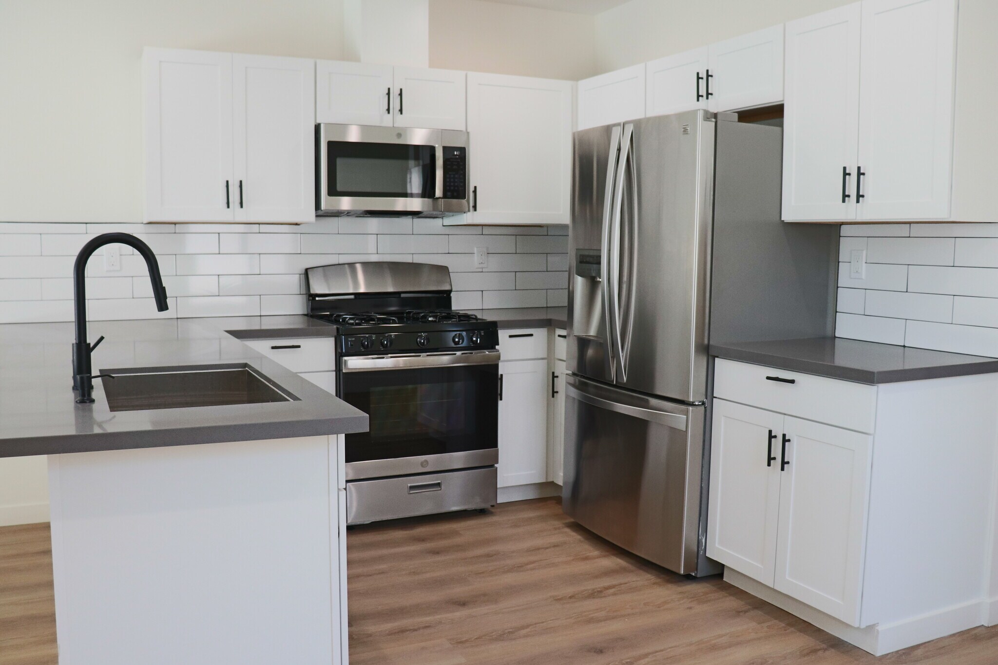 Building Photo - 9500 Penfield Ave