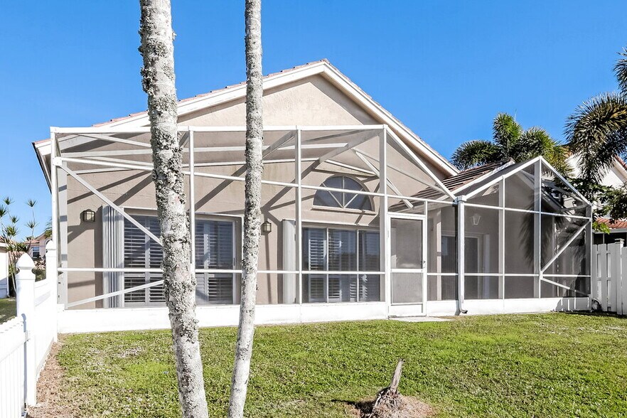 Building Photo - 7794 Hoffy Cir