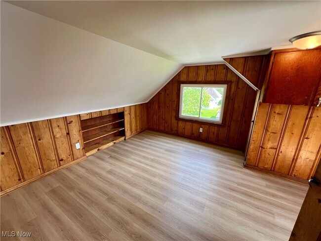 Building Photo - 117 W 29th St