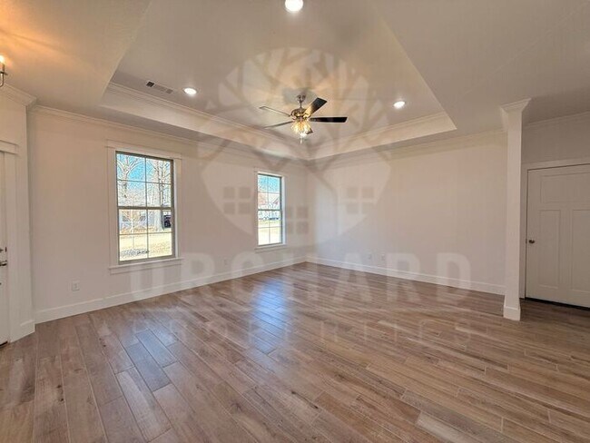 Building Photo - Bella Vista Single-Family Home- 3 Bed/ 2 Bath- Beautiful Cheston Plan