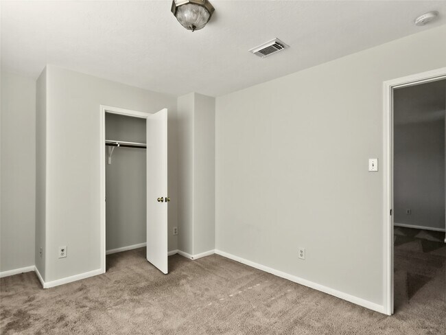 Building Photo - 4914 Jasmine Meadows Ln