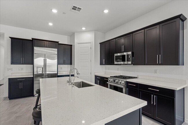Building Photo - Available Now ! Beautiful Single Story at ...
