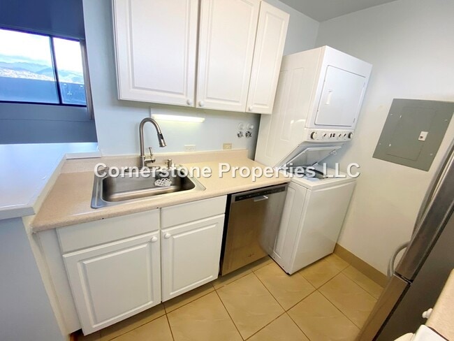 Building Photo - 99-15 Kalaloa St