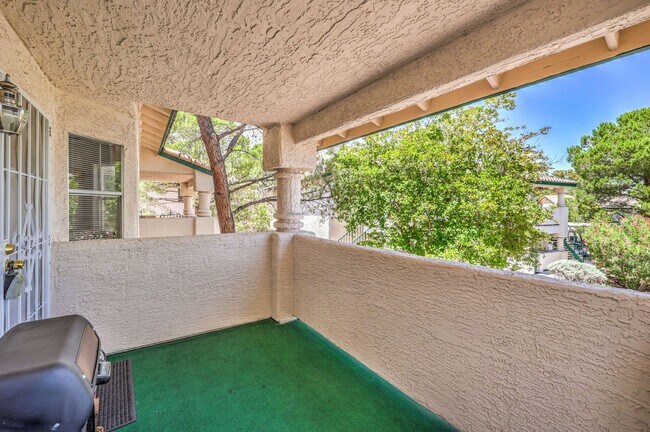 Building Photo - 7961 Lions Rock Way