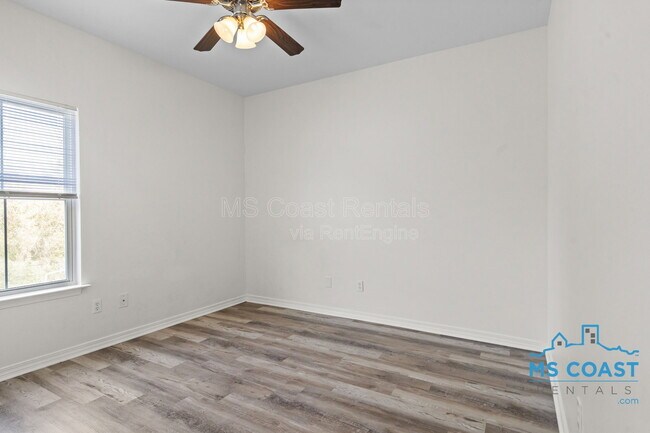 Building Photo - 113 Earle Taylor Ln