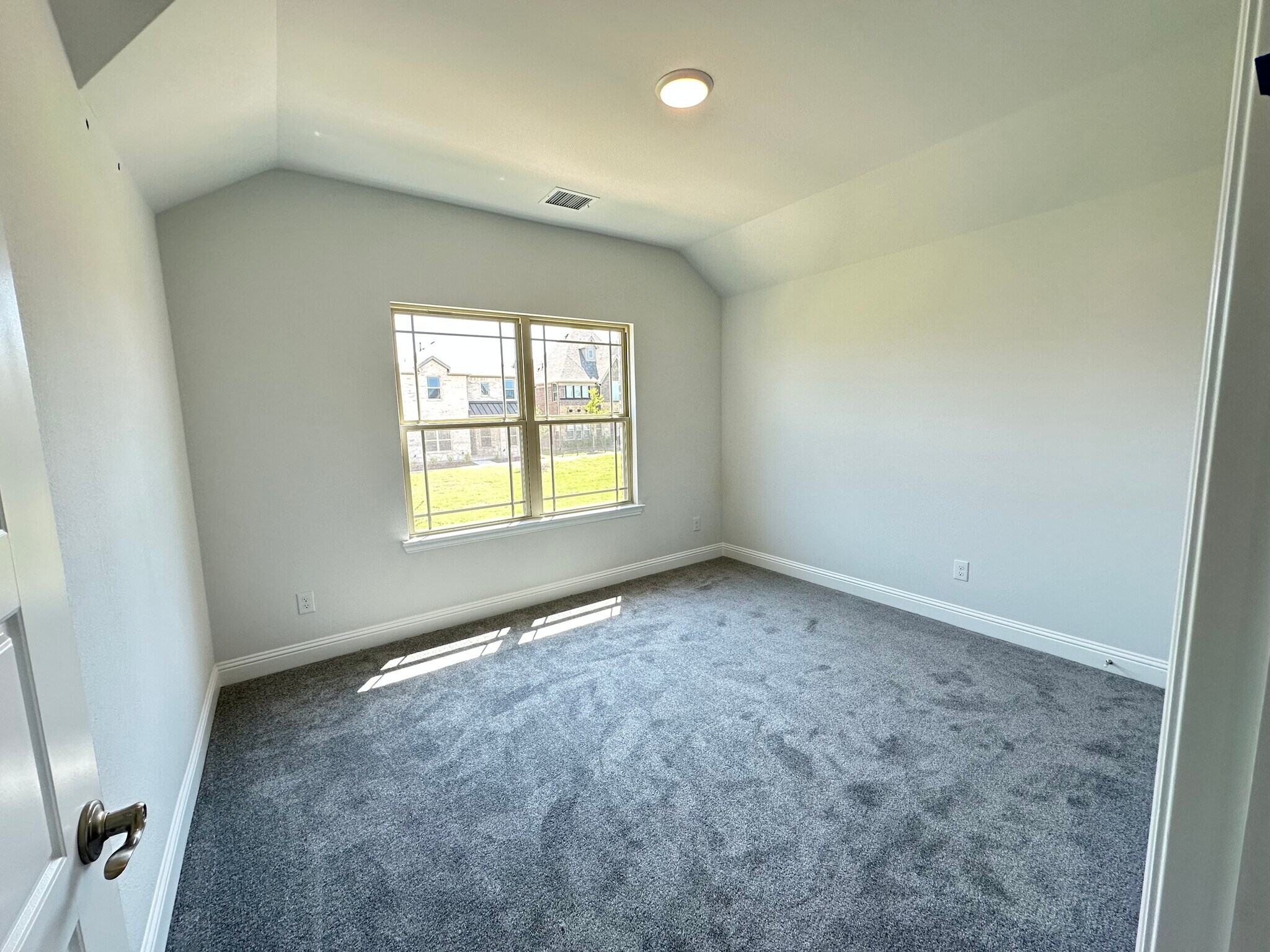 Building Photo - 1517 Pirene Aly