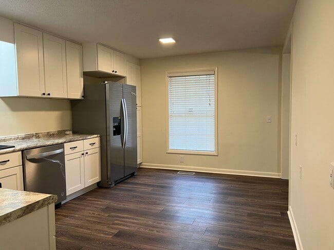 Building Photo - Gorgeous 2 bedroom 2 bath in Enterprise, AL