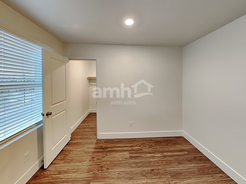 Building Photo - 23144 E Camacho Rd