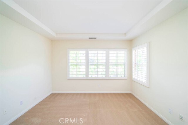 Building Photo - 33 Bromeliad