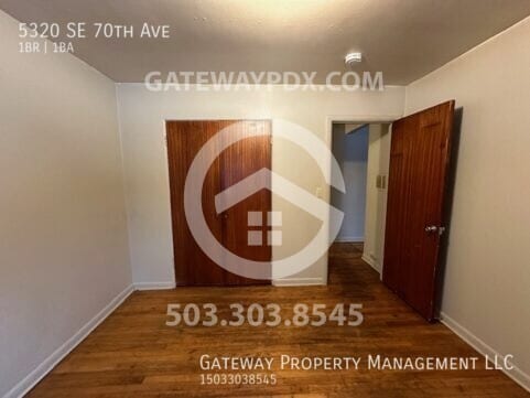 Building Photo - 5320 SE 70th Ave