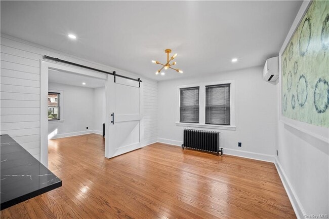 Building Photo - 30 Acorn Terrace