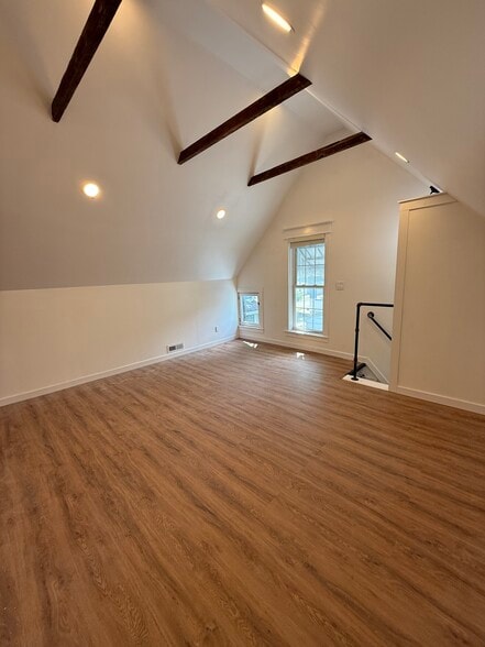 Building Photo - 1750 S Talbott St